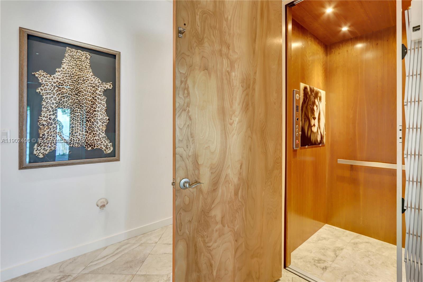 SUNSET POINT - Residential