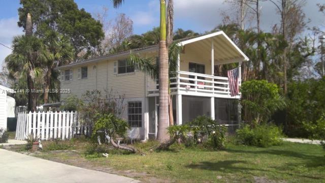 Centrally located in Fort Myers, Florida, just minutes from the beach, shopping, and essential services, this two-story Key West–style bungalow truly has it all. Recently and tastefully remodeled, the home features impact windows and doors, brand-new appliances, updated kitchen cabinetry, and more.
Ideally situated just off US-41, you’ll enjoy quick access to surrounding areas while also benefiting from a detached 1-bedroom, 1-bath guest house—perfect for visitors, extended family, or rental income opportunities. With plenty of space to add a pool, the possibilities are endless for creating your dream Florida retreat.