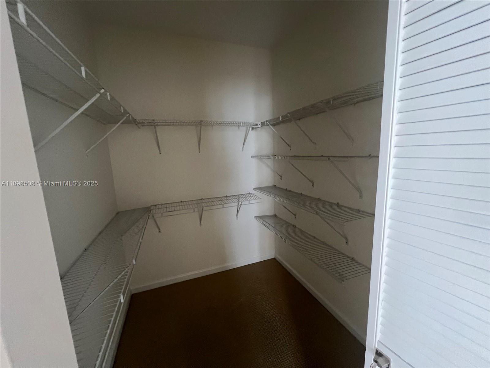 COURTS BRICKELL KEY CONDO - Residential Lease
