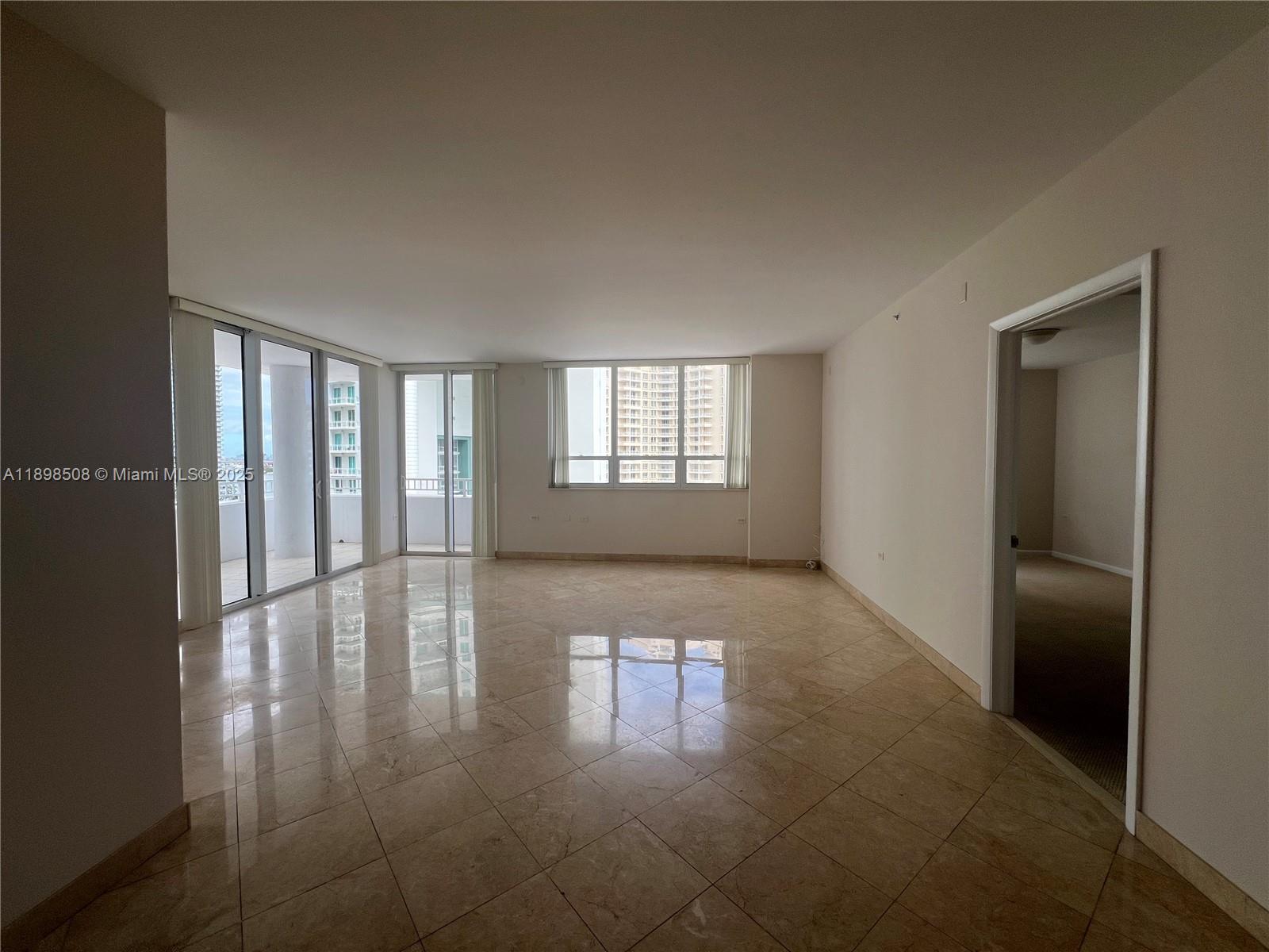 COURTS BRICKELL KEY CONDO - Residential Lease