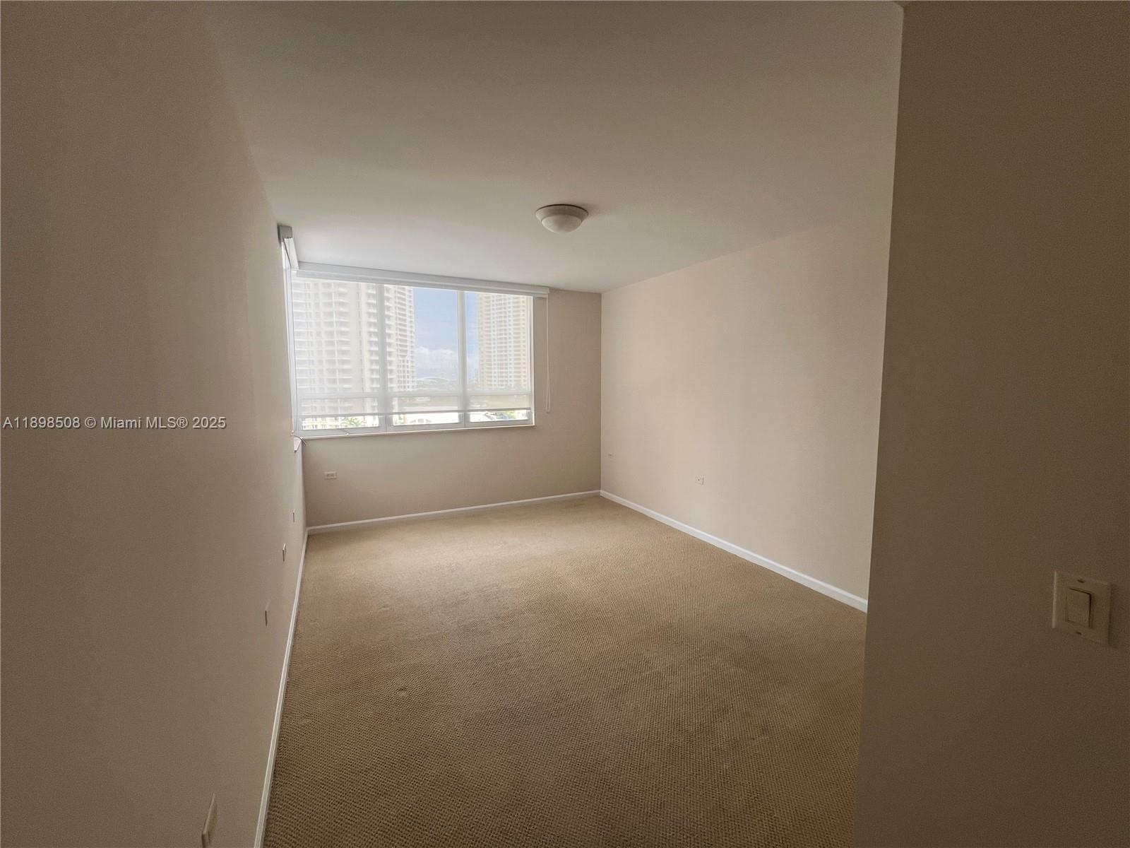 COURTS BRICKELL KEY CONDO - Residential Lease
