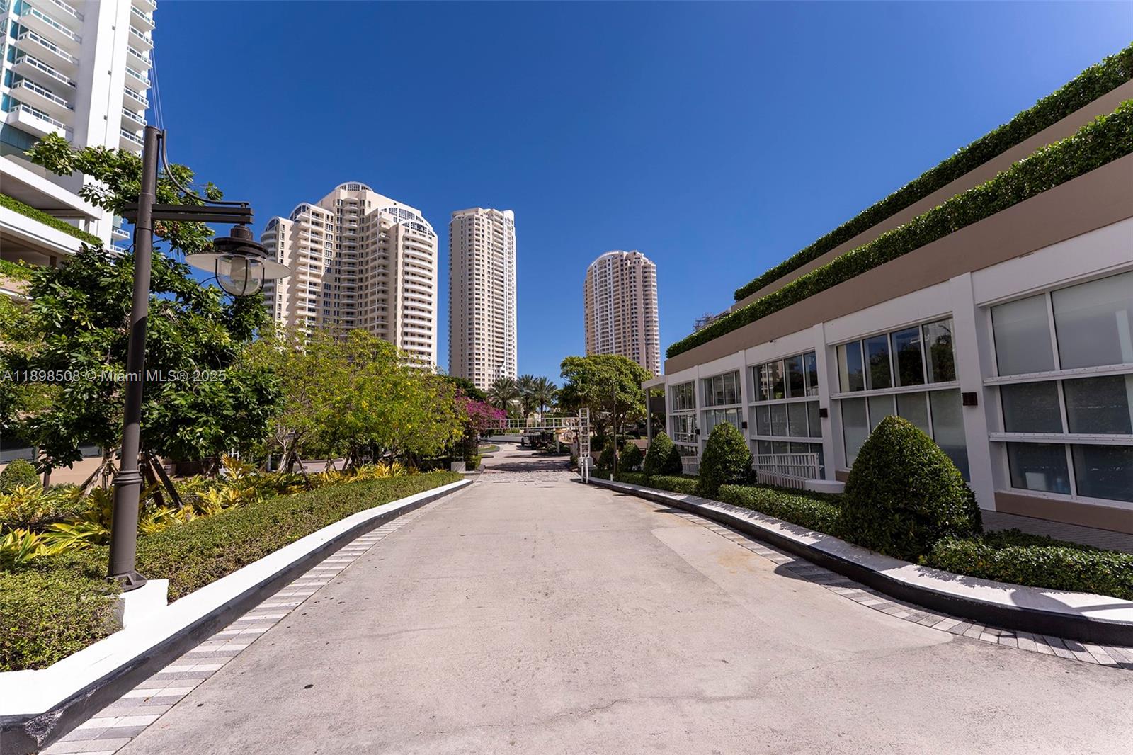 801 Brickell Key Blvd 1012