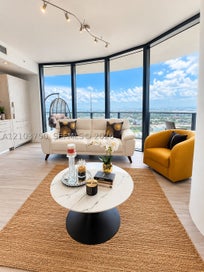 55 SW 9th St 3308 Miami FL 33130
