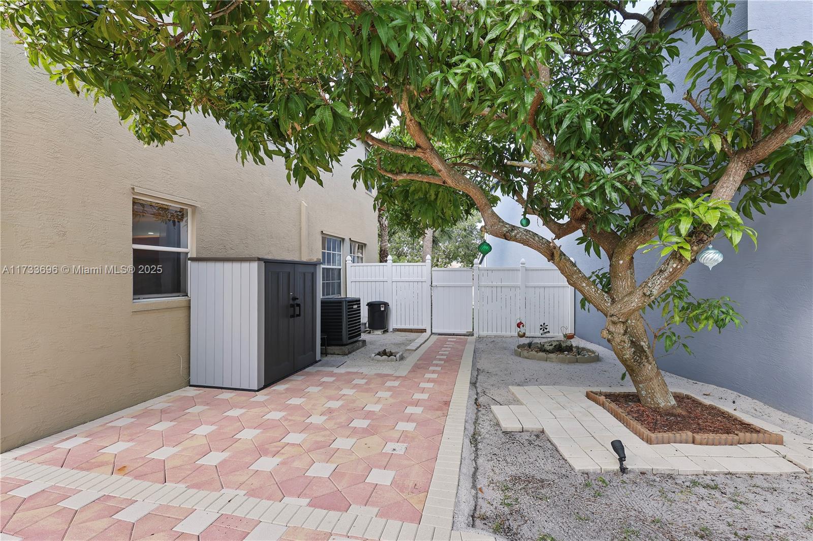 OLYMPIA 2 - Residential