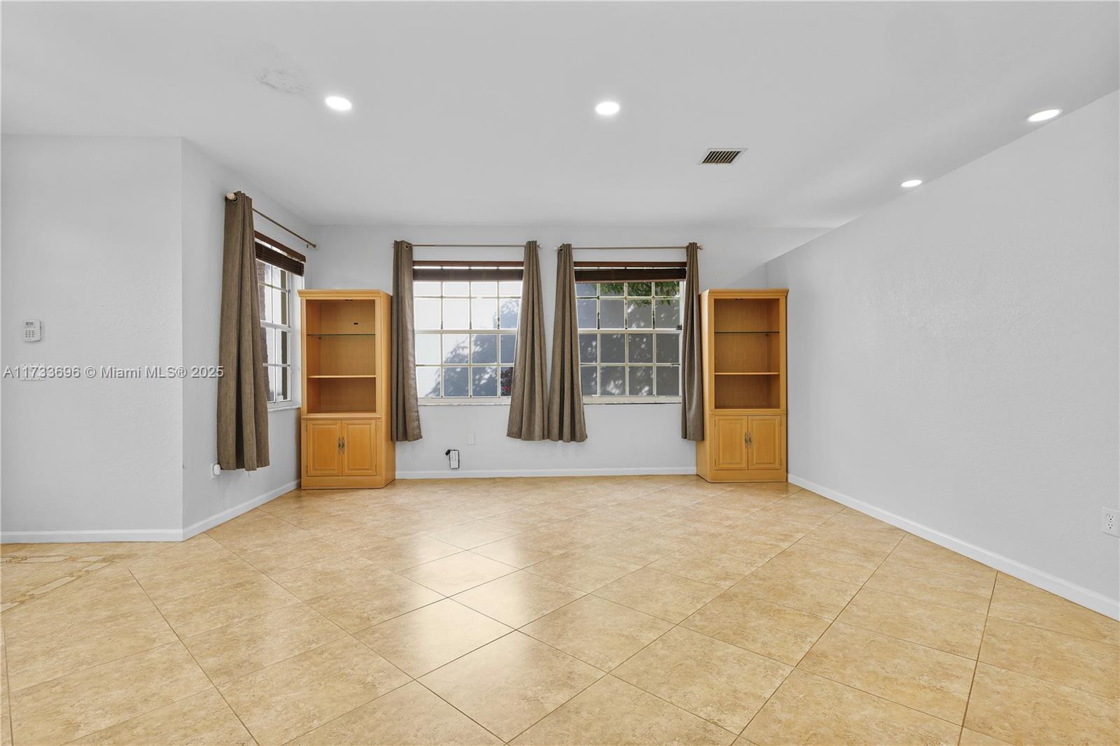 OLYMPIA 2 - Residential