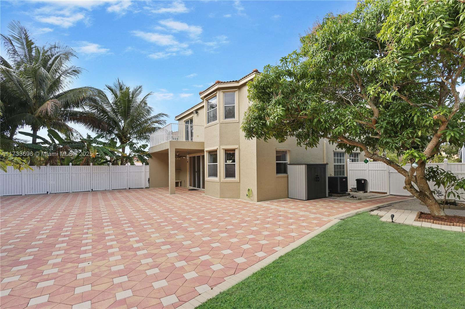 OLYMPIA 2 - Residential