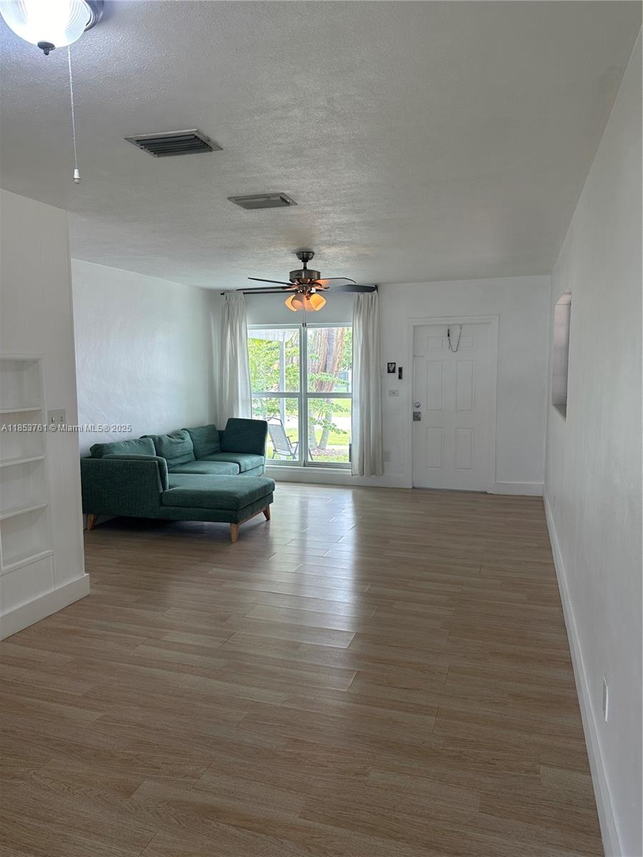 SO MIAMI HEIGHTS ADDN D - Residential
