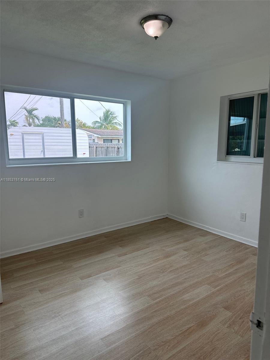 SO MIAMI HEIGHTS ADDN D - Residential
