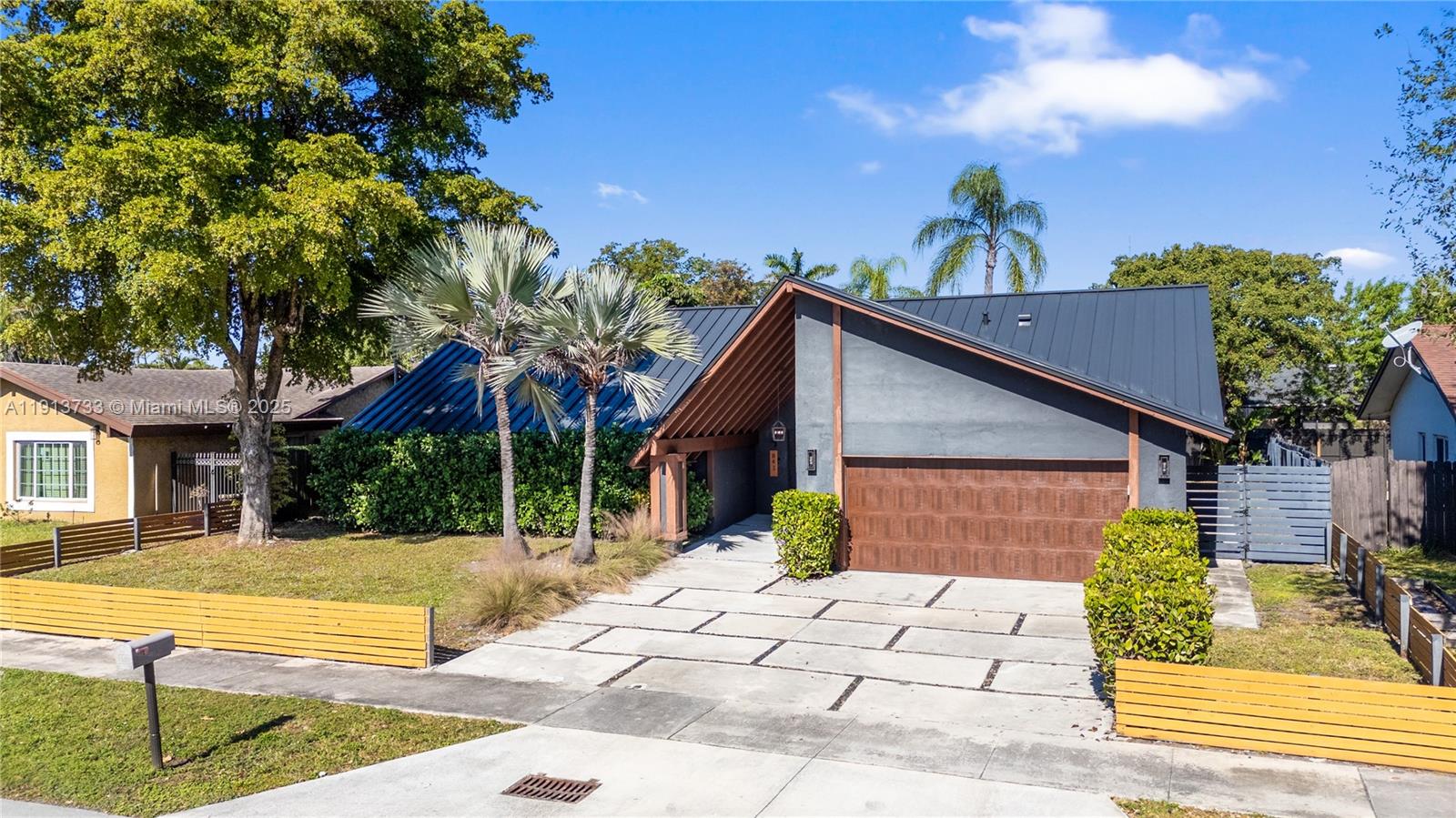 SKY LAKE HOMES - Residential