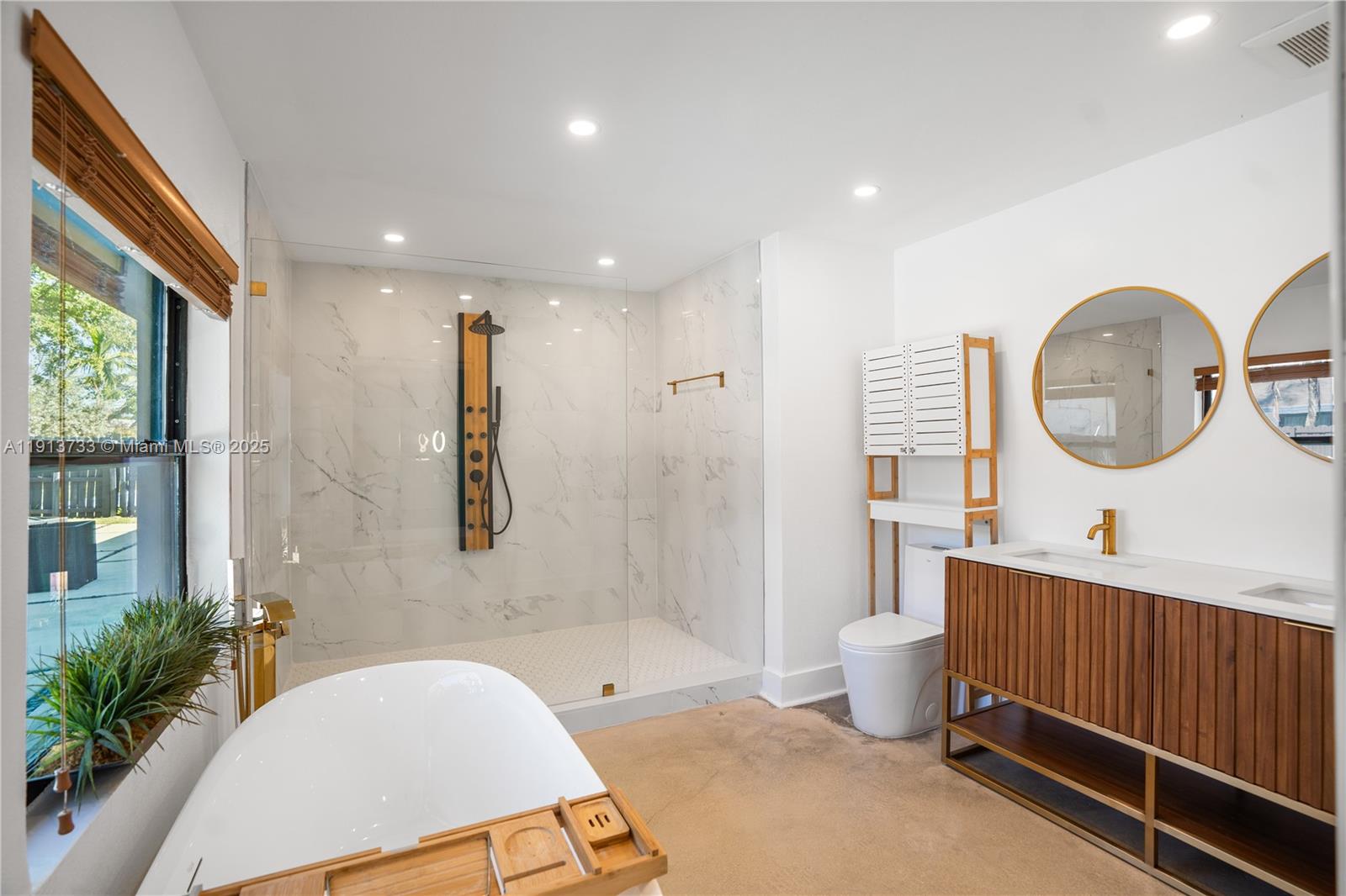 SKY LAKE HOMES - Residential