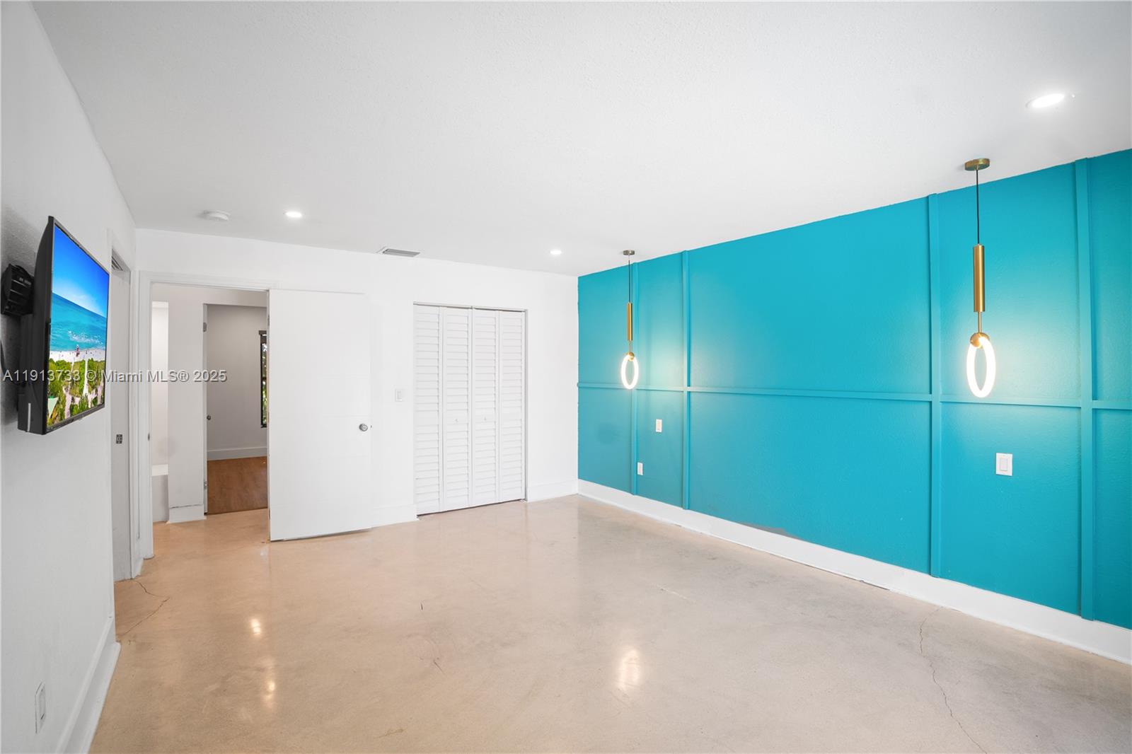 SKY LAKE HOMES - Residential