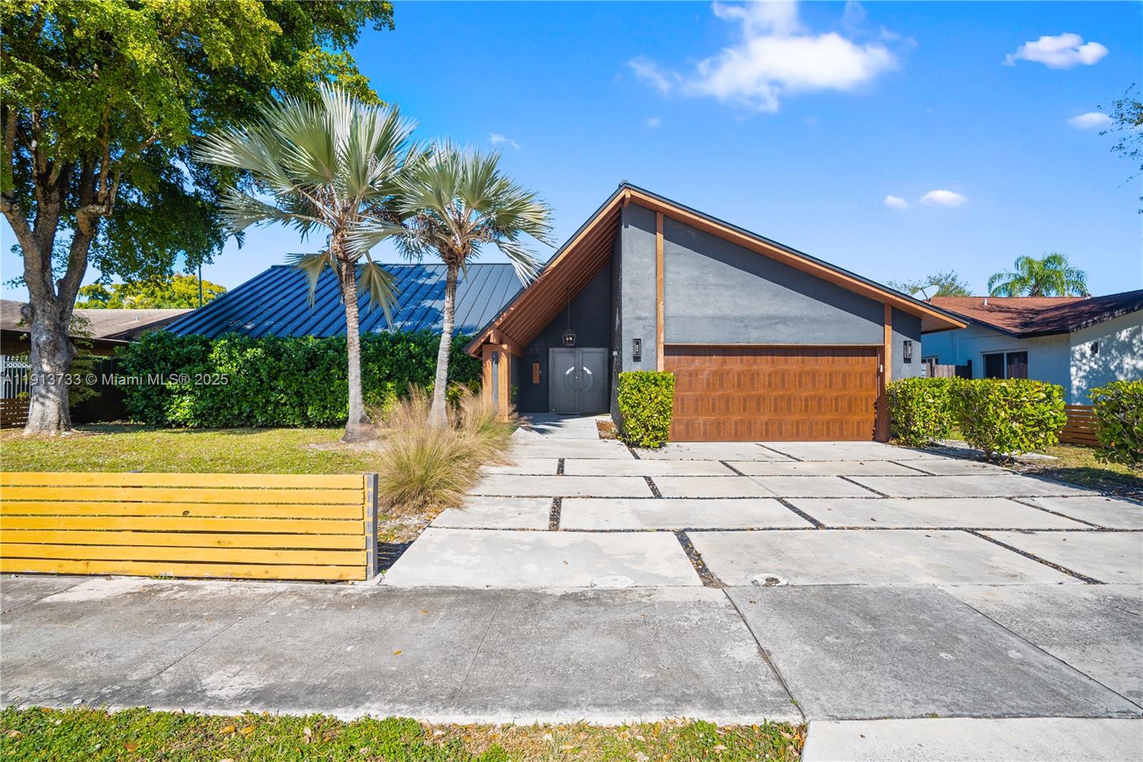 SKY LAKE HOMES - Residential