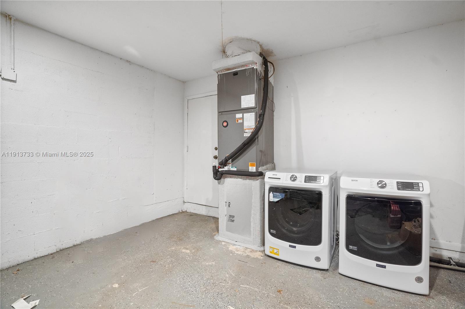 SKY LAKE HOMES - Residential