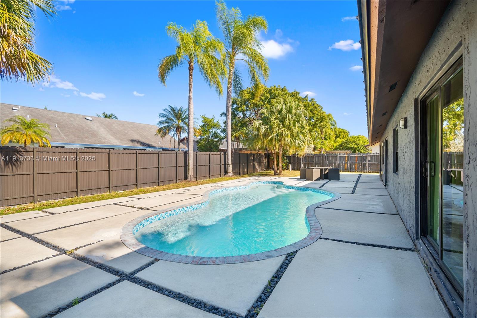 SKY LAKE HOMES - Residential