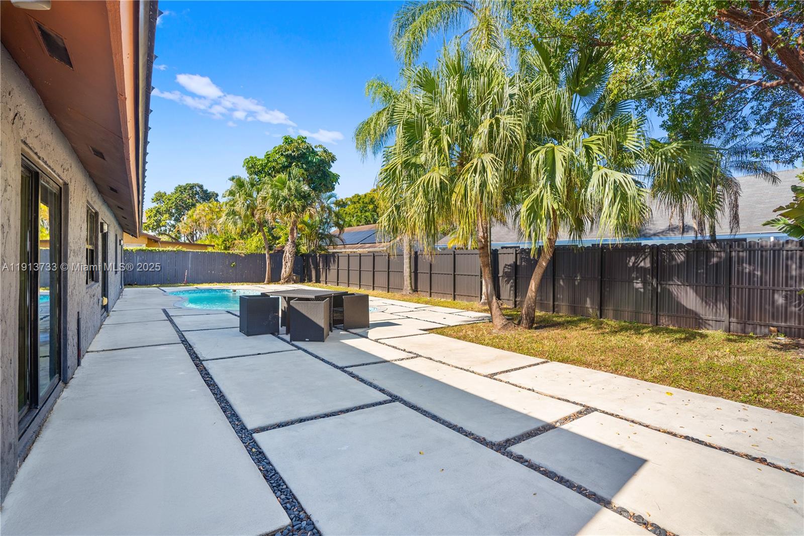 SKY LAKE HOMES - Residential