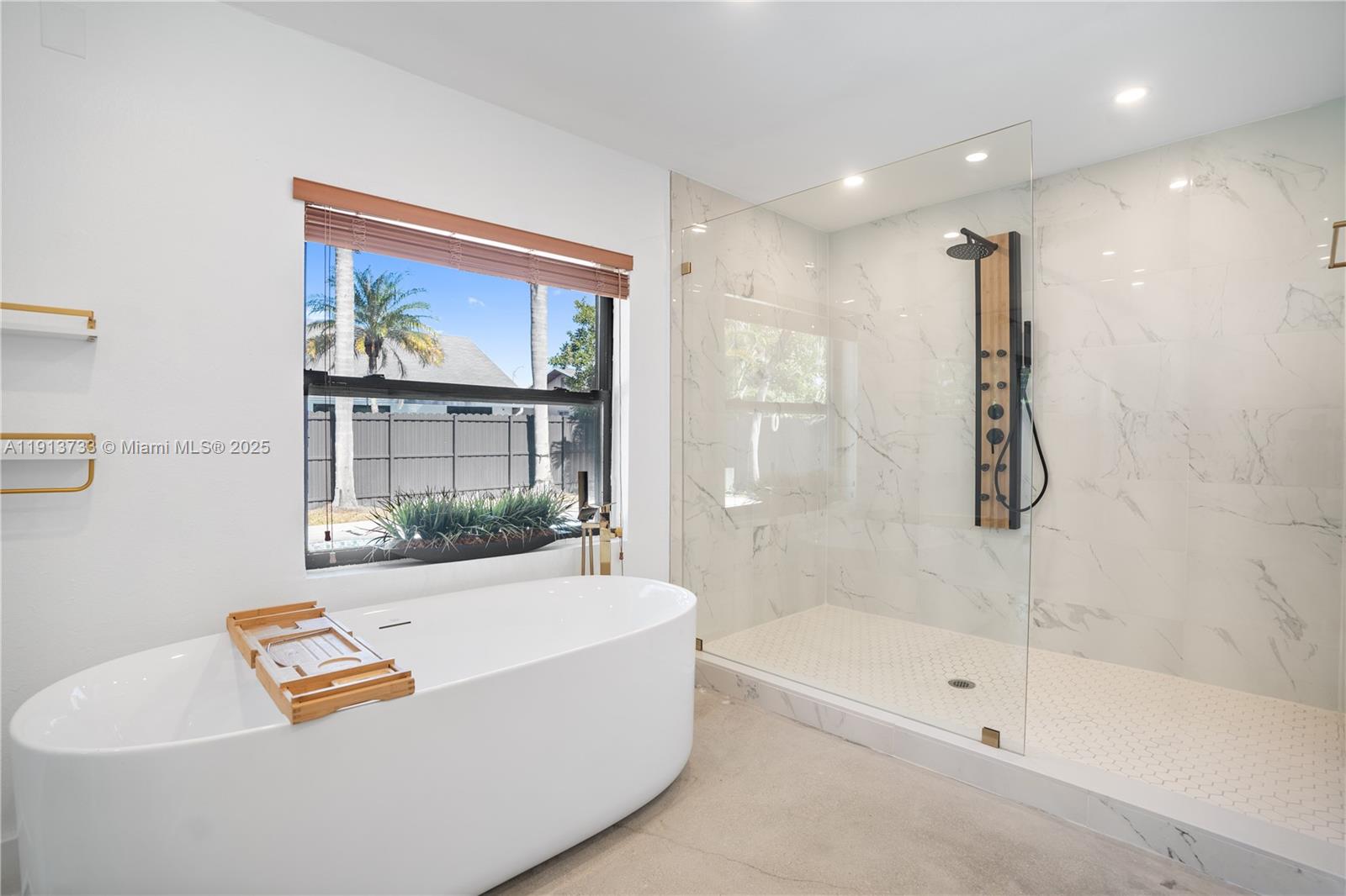 SKY LAKE HOMES - Residential