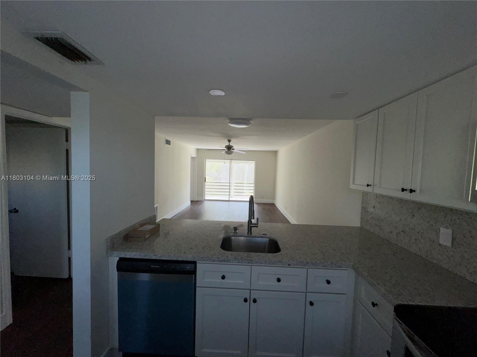 3776 Inverrary Blvd 207R