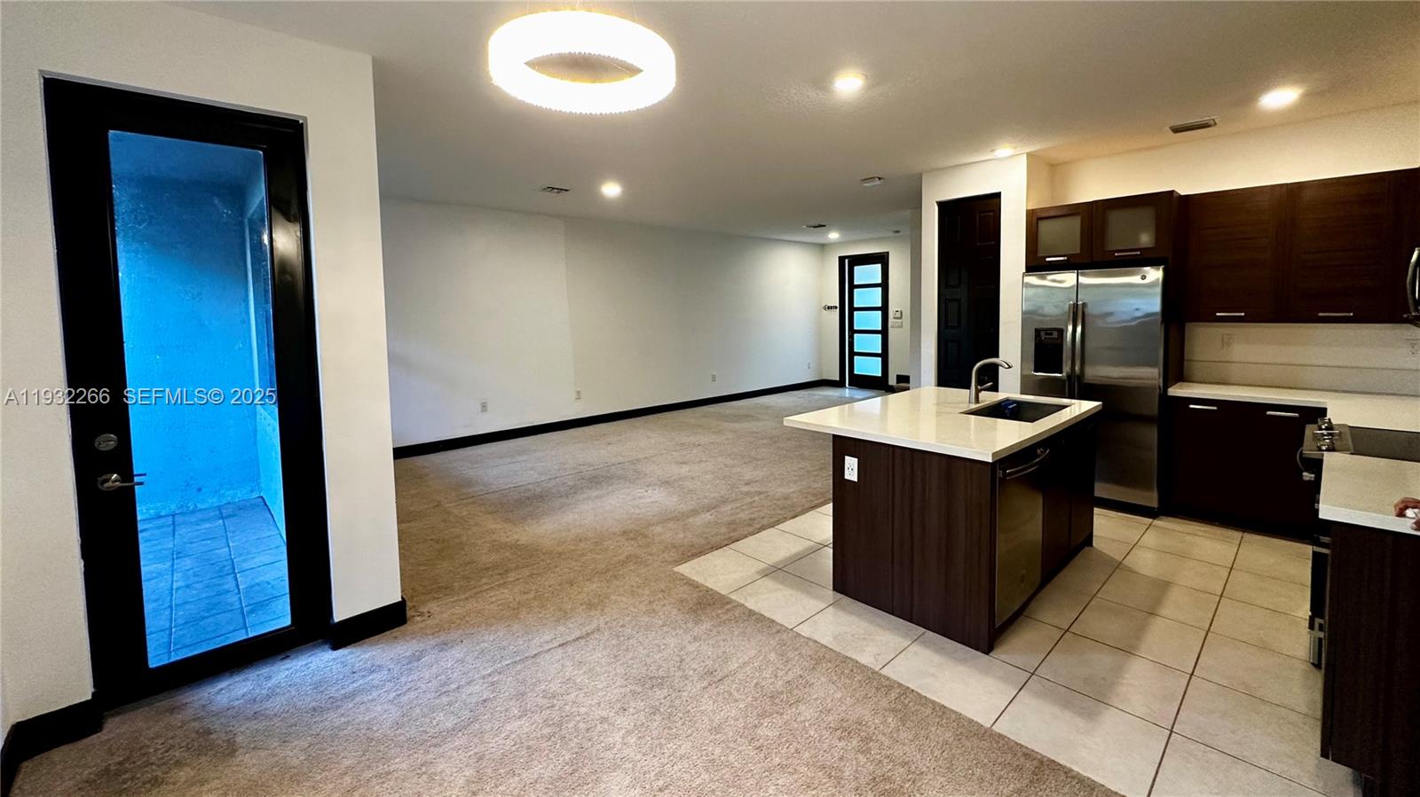 DUNNWOODY LAKE - Residential