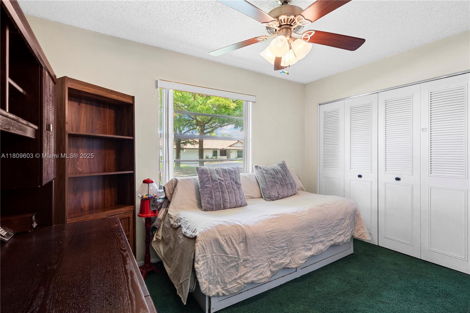 CYPRESS RUN - Residential