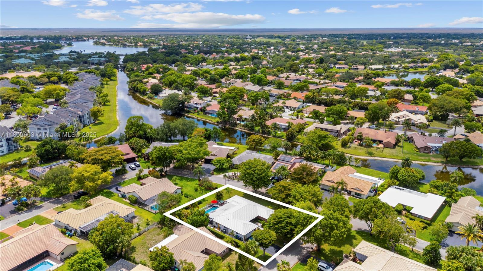 CYPRESS RUN - Residential