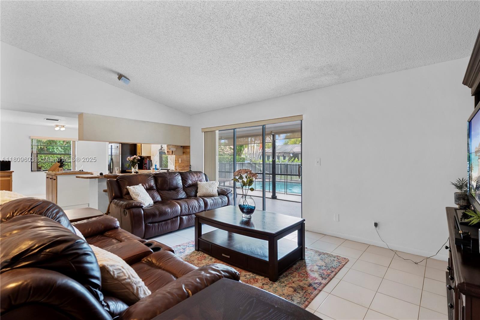 CYPRESS RUN - Residential