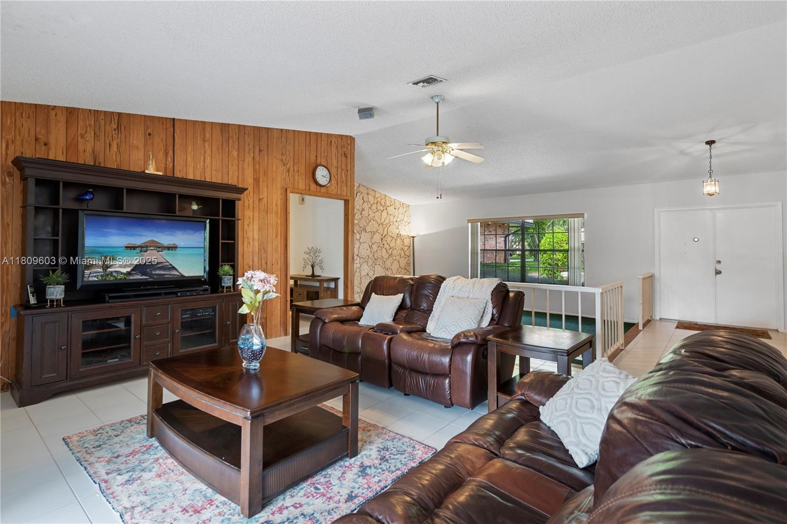 CYPRESS RUN - Residential