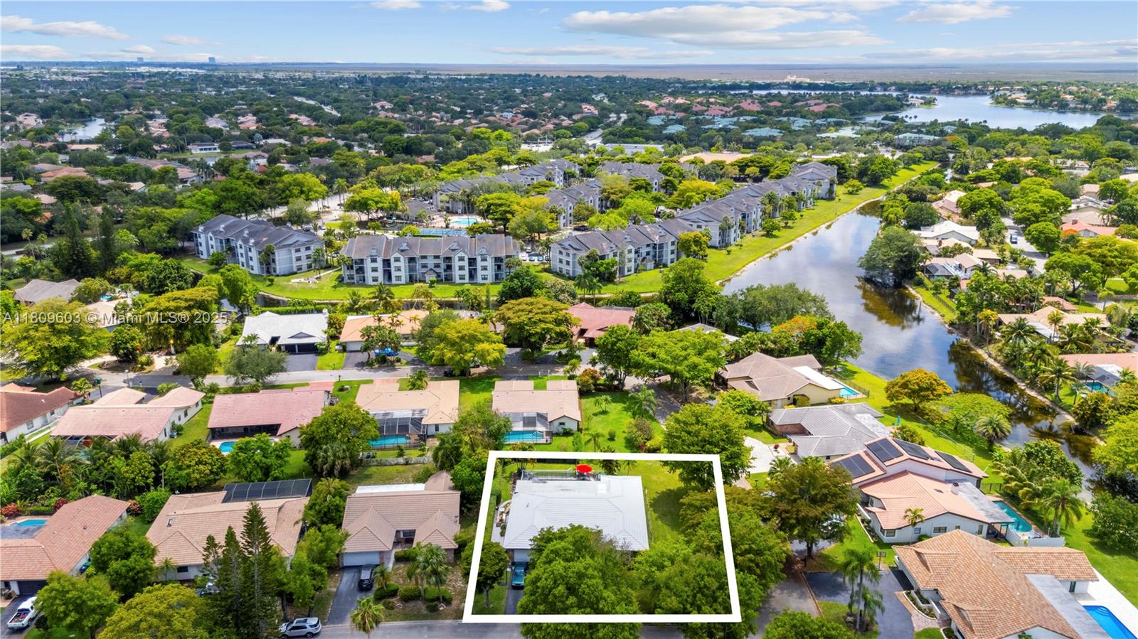 CYPRESS RUN - Residential