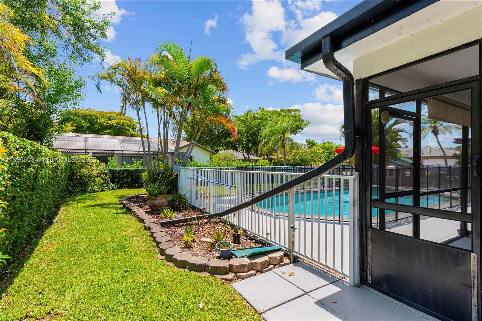 CYPRESS RUN - Residential