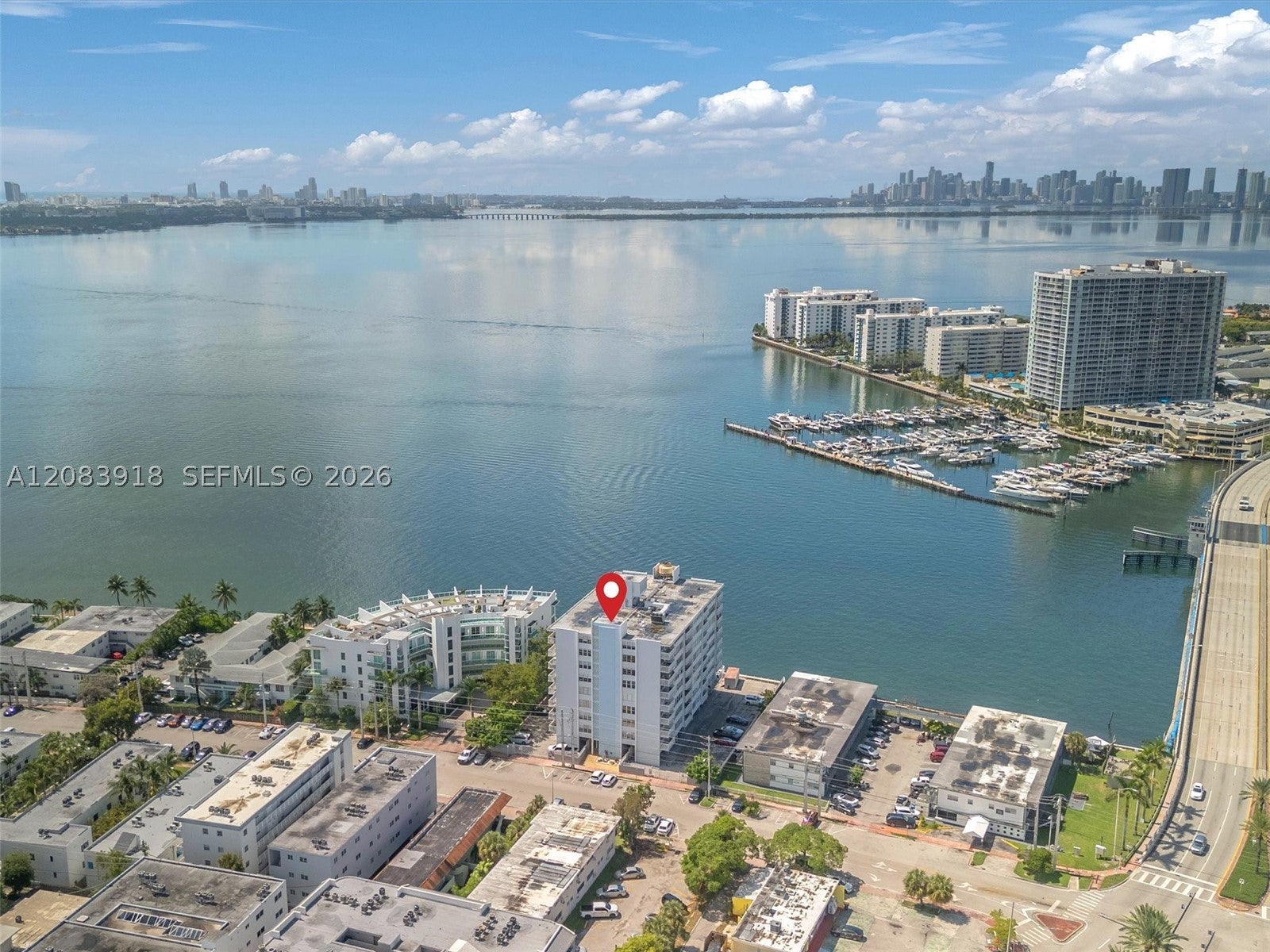 2016 Bay Dr 203
