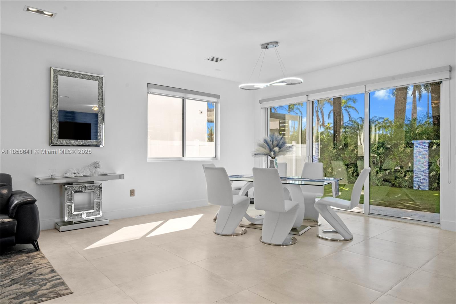 DORAL COMMONS RESIDENTIAL - Residential