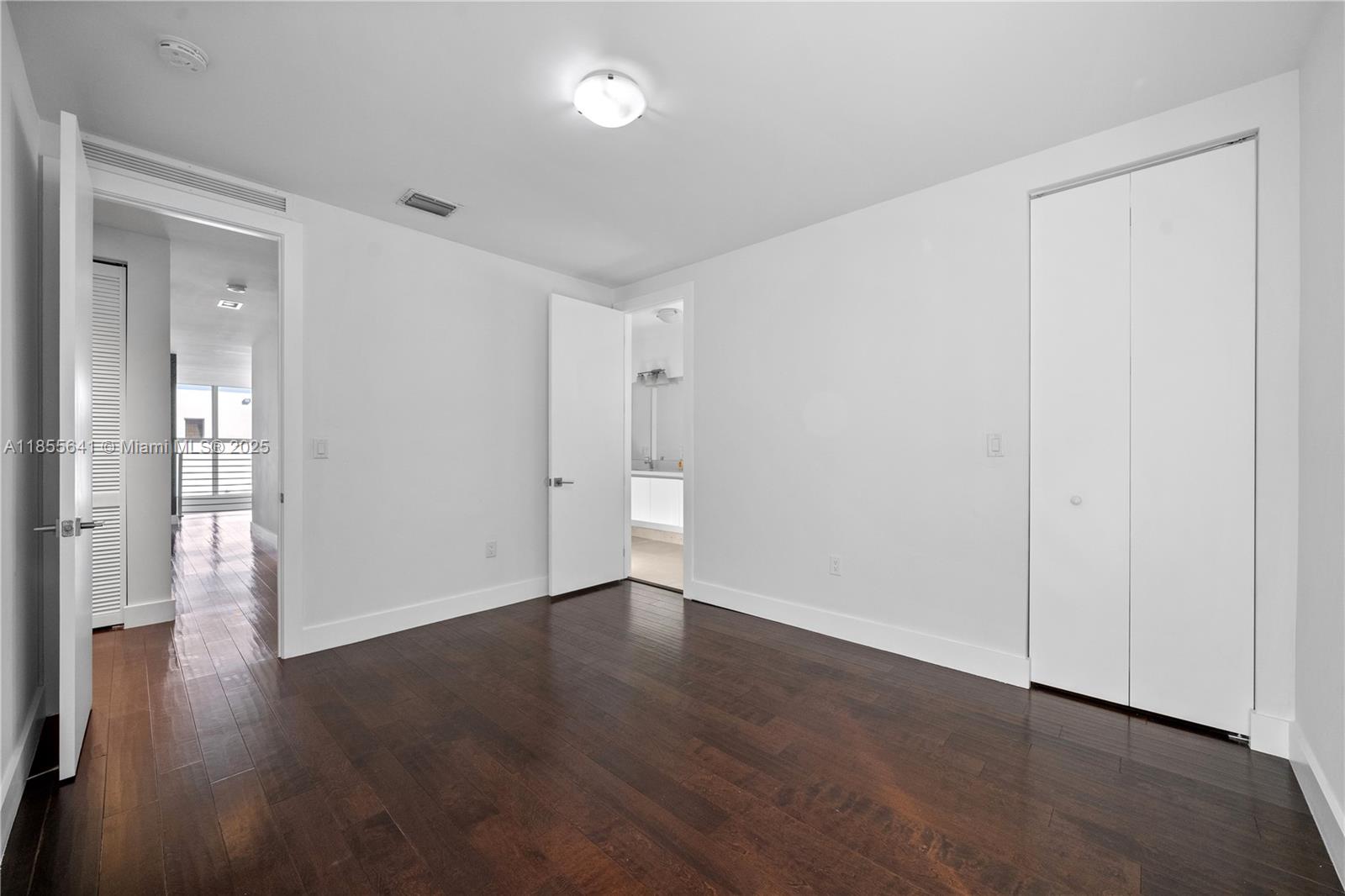 DORAL COMMONS RESIDENTIAL - Residential