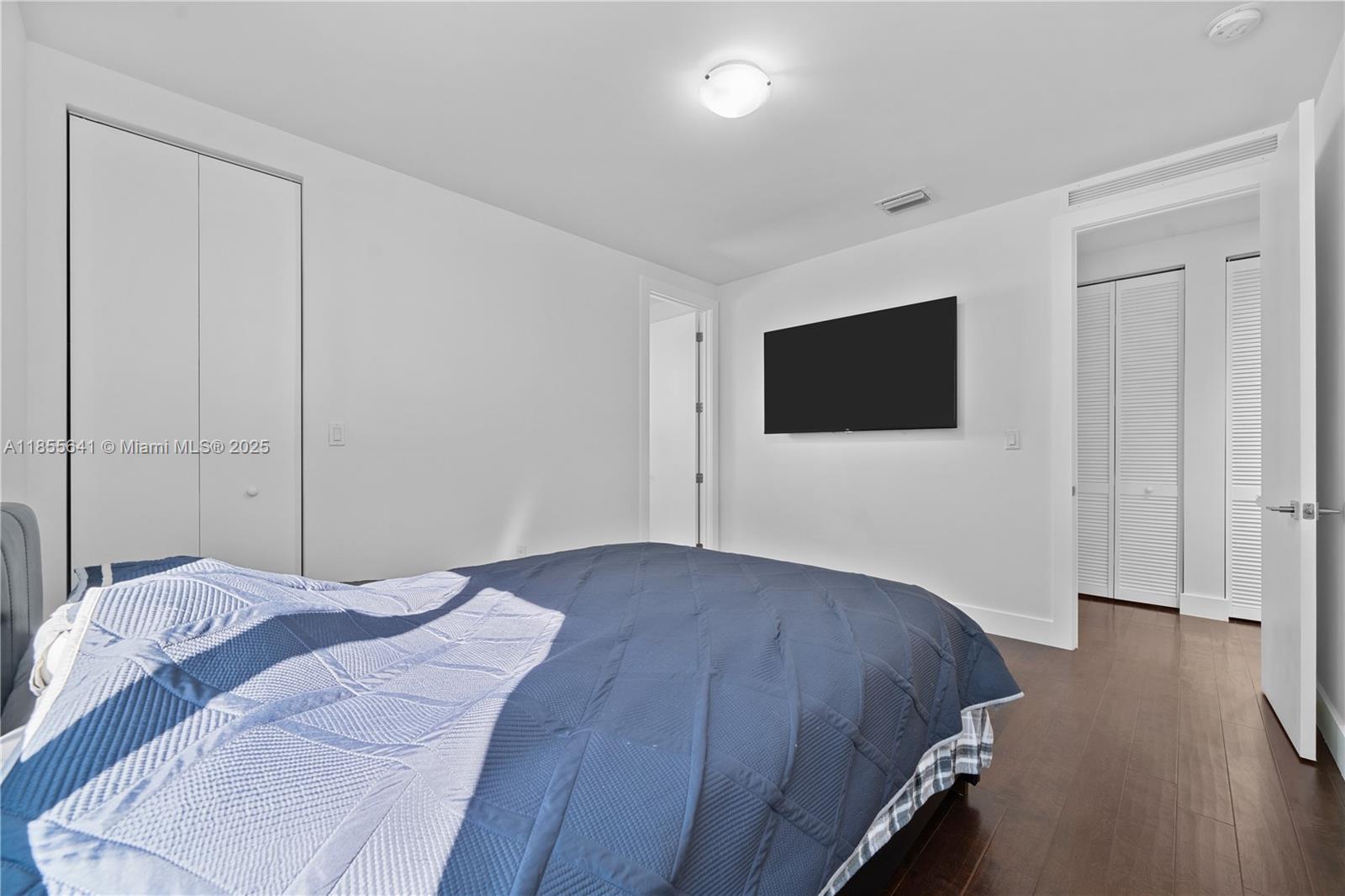 DORAL COMMONS RESIDENTIAL - Residential
