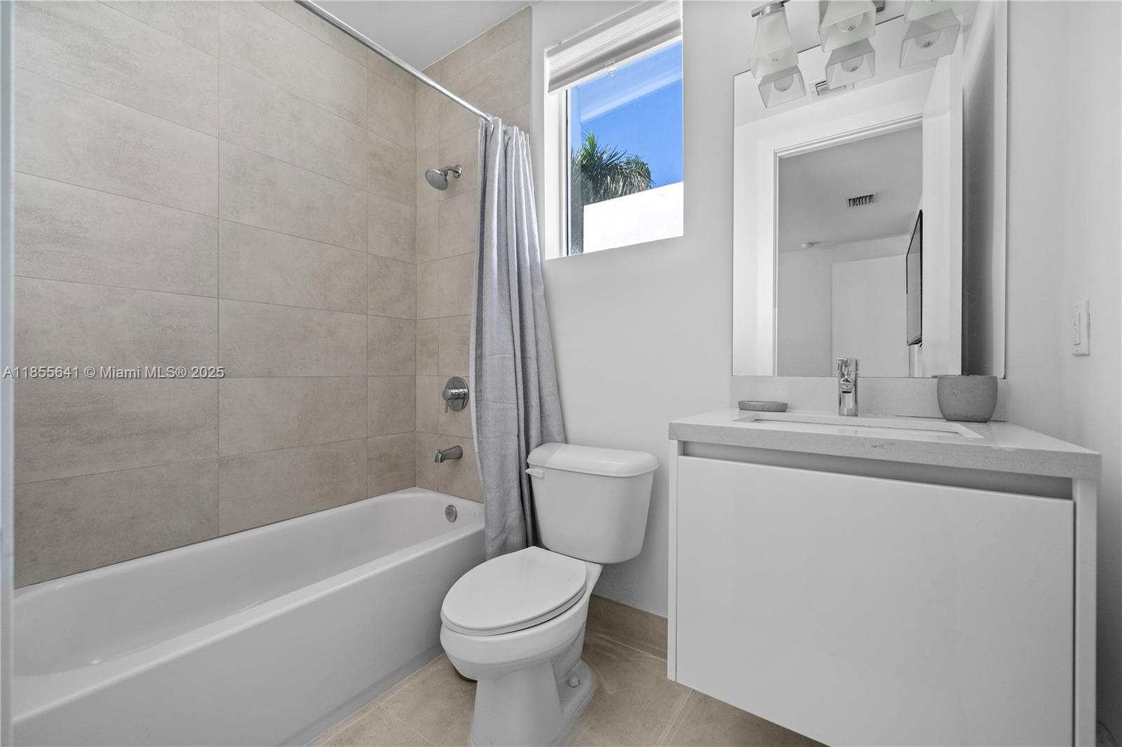DORAL COMMONS RESIDENTIAL - Residential