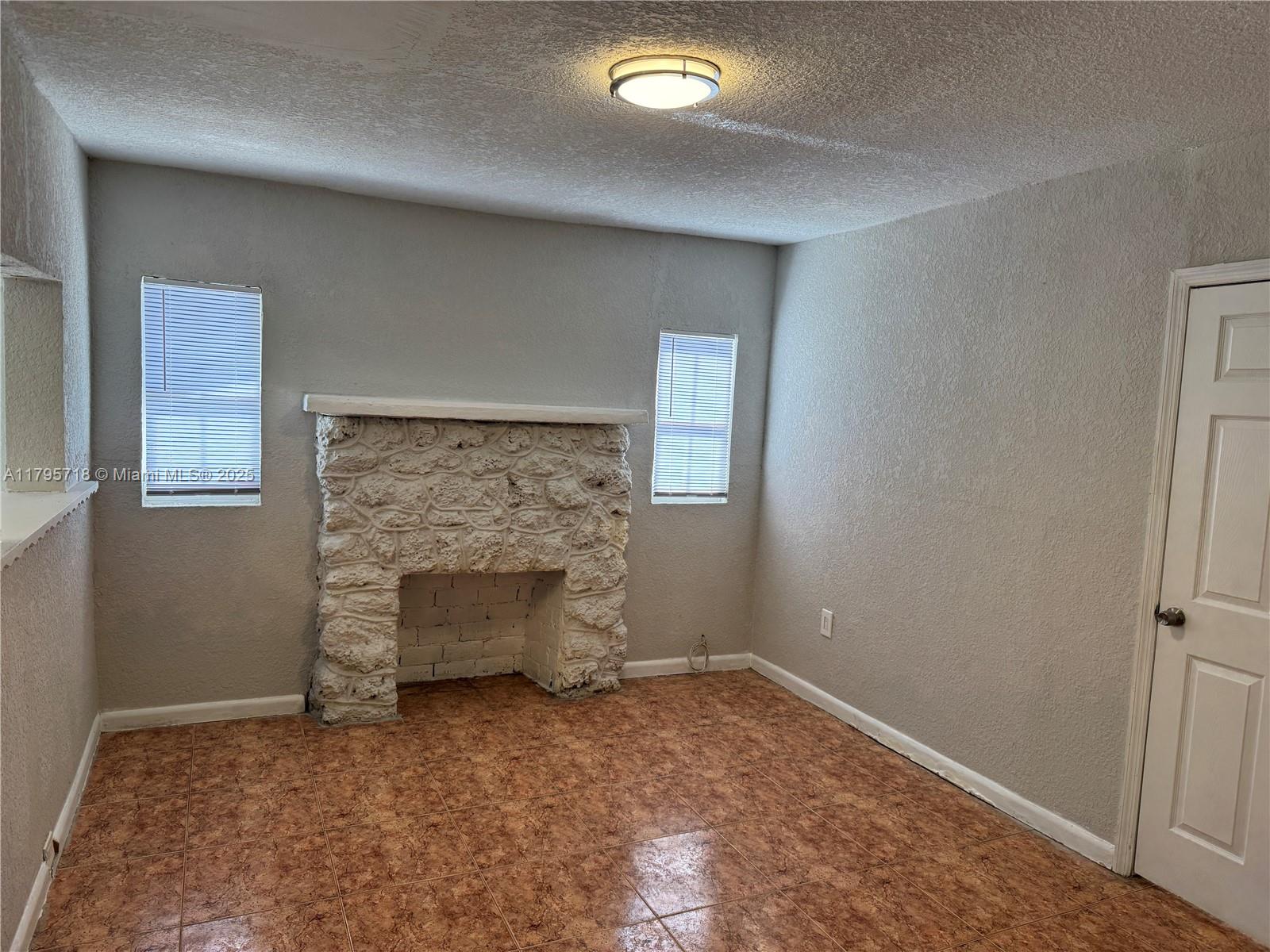 153 NW 35th St