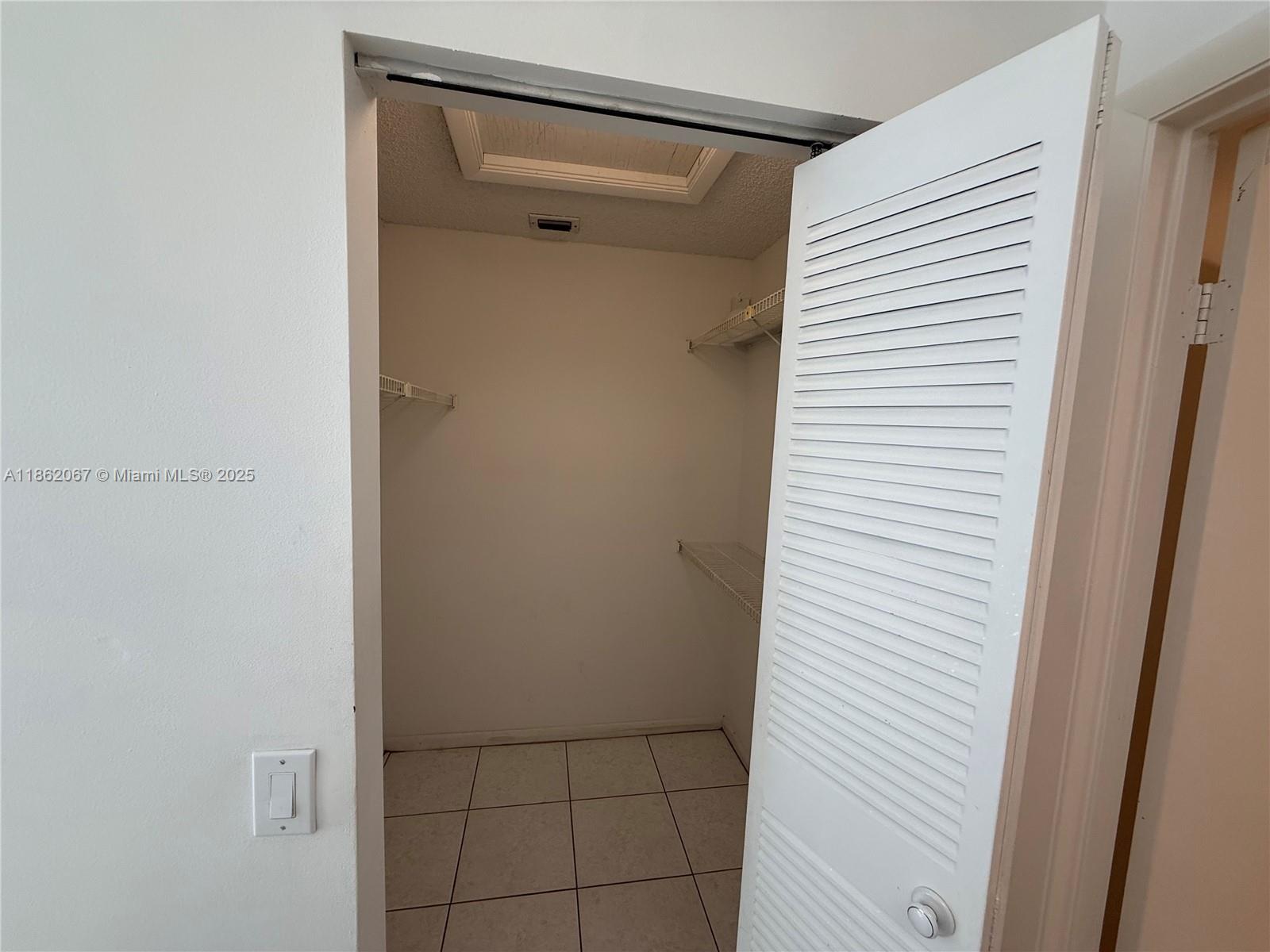 MEADOWRIDGE EAST CONDO - Residential Lease