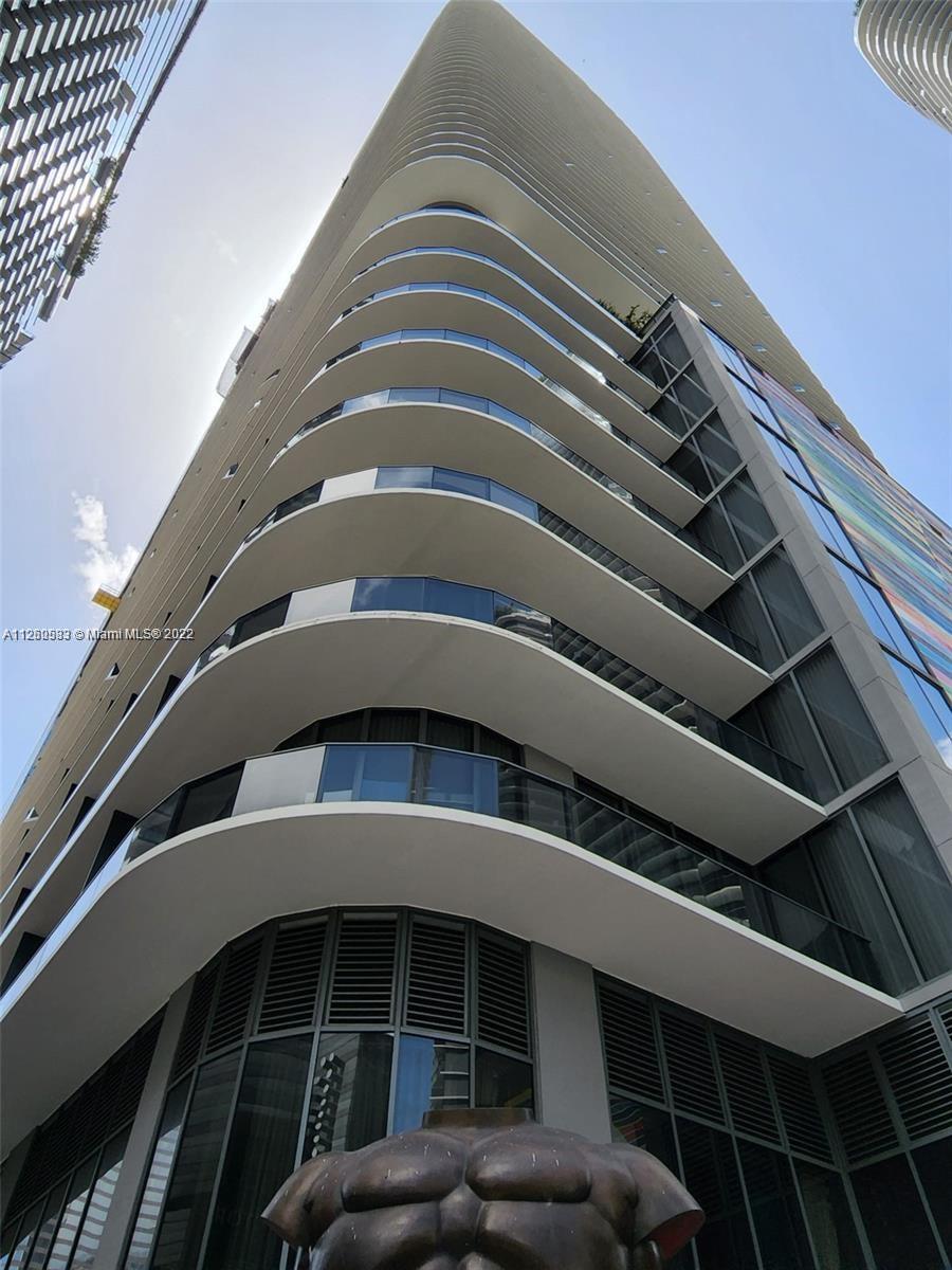 Gorgeous 3 bed/3 baths unit fully furnished with private elevator located in the heart of Brickell next to Brickell Citi center, enjoy the SLS LUX lifestyle every day. Prime SE corner with Floor-To-Ceiling Windows, 450 SqFt spacious Wrap Around Balcony W/ Stunning Views Of Biscayne Bay & Sky Line. Open Kitchen W/ Marble Countertop, State Of the Art Appliances (Sub Zero/Wolf/Bosch), Italian Cabinets, Porcelain Floors Thru-Out, Marble Bathrooms, Rain Shower In All Baths, Built-In Closets. Amenities Include Tennis Courts, 2 Pools, Sundeck, Spa/Sauna, Indoor Gym, Game Room, Putting Green, Rock Climbing, Outdoor Exercise Area,24 Hour Concierge, Restaurants, Bars & Much More.
