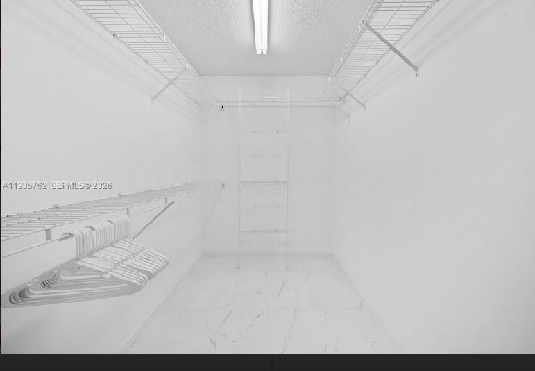 WELLINGTON TR 43 - Residential