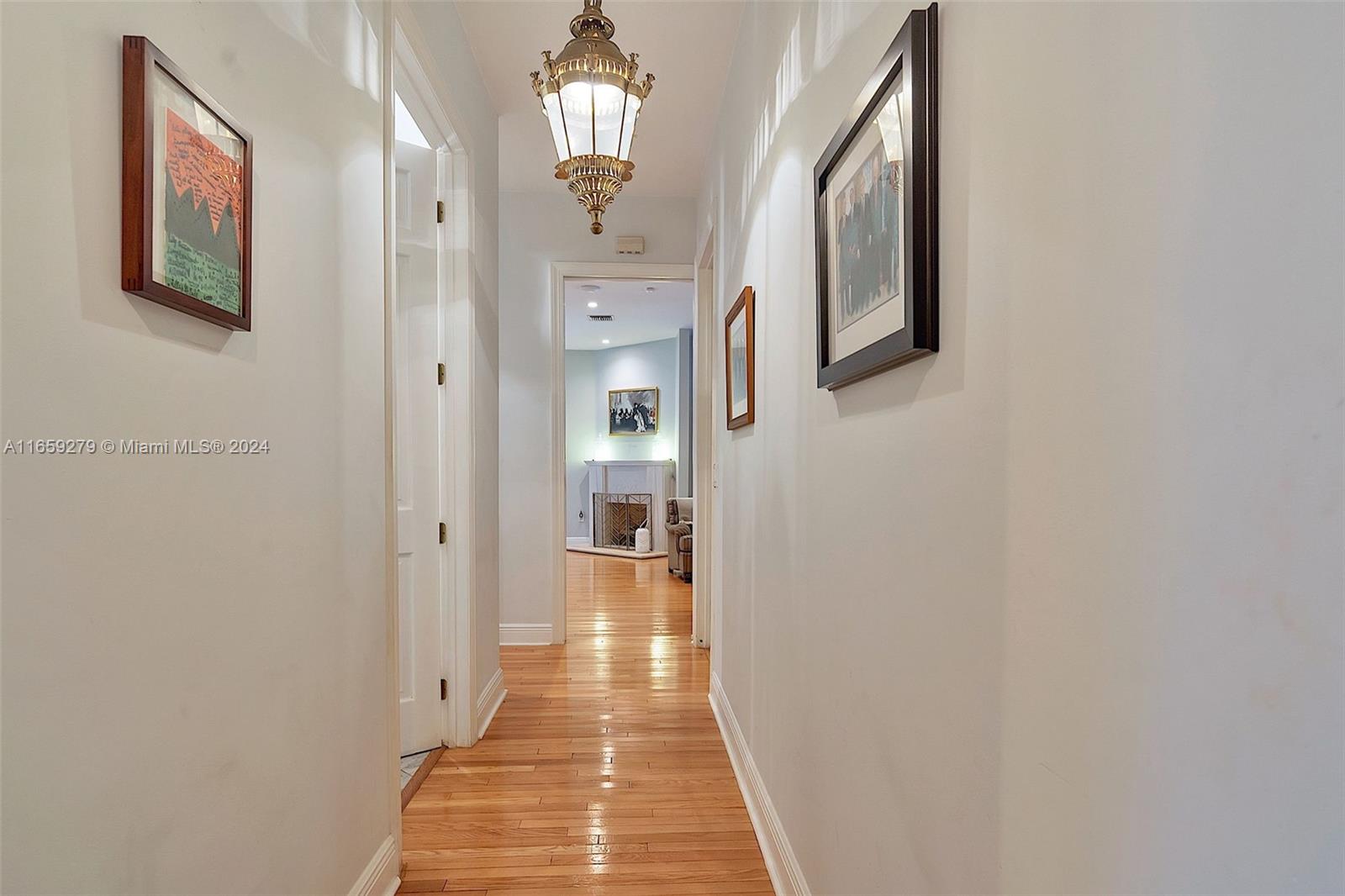 CORAL GABLES GRANADA SEC - Residential