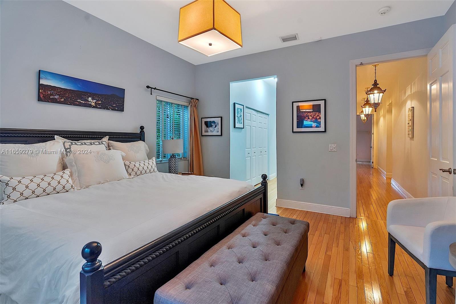 CORAL GABLES GRANADA SEC - Residential