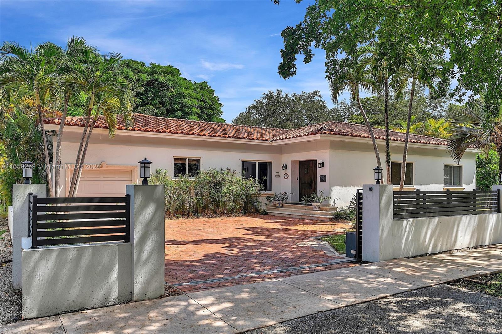 CORAL GABLES GRANADA SEC - Residential