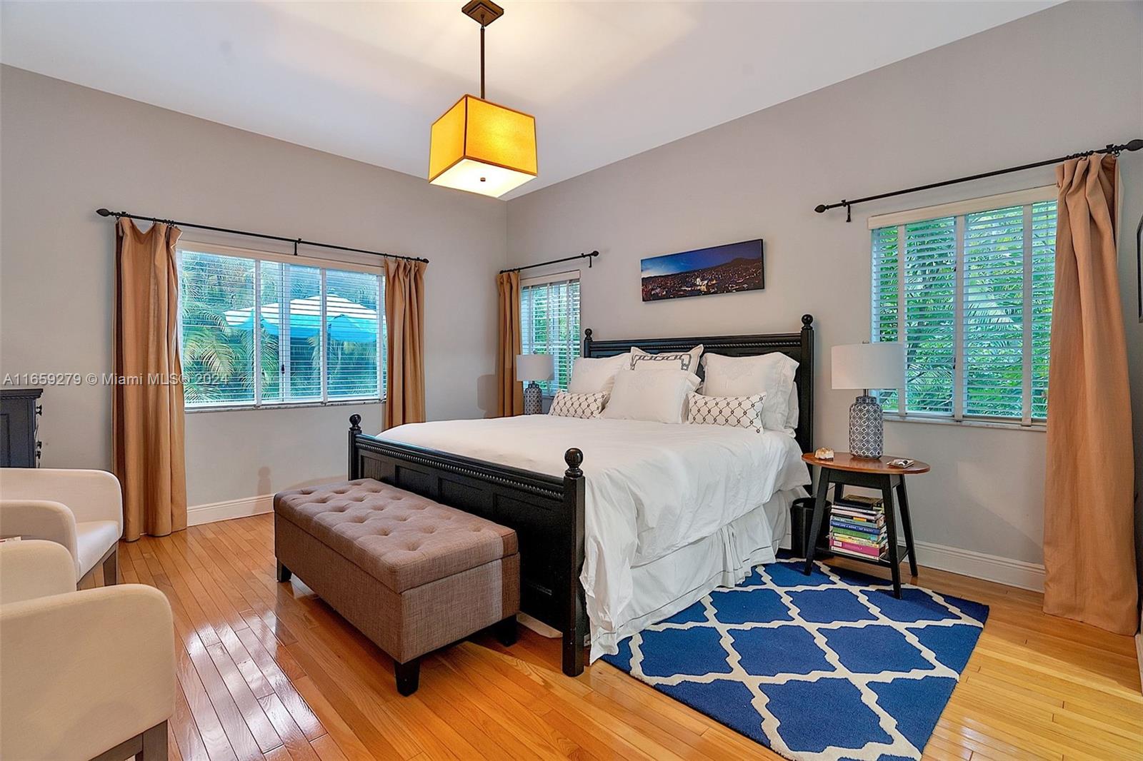 CORAL GABLES GRANADA SEC - Residential