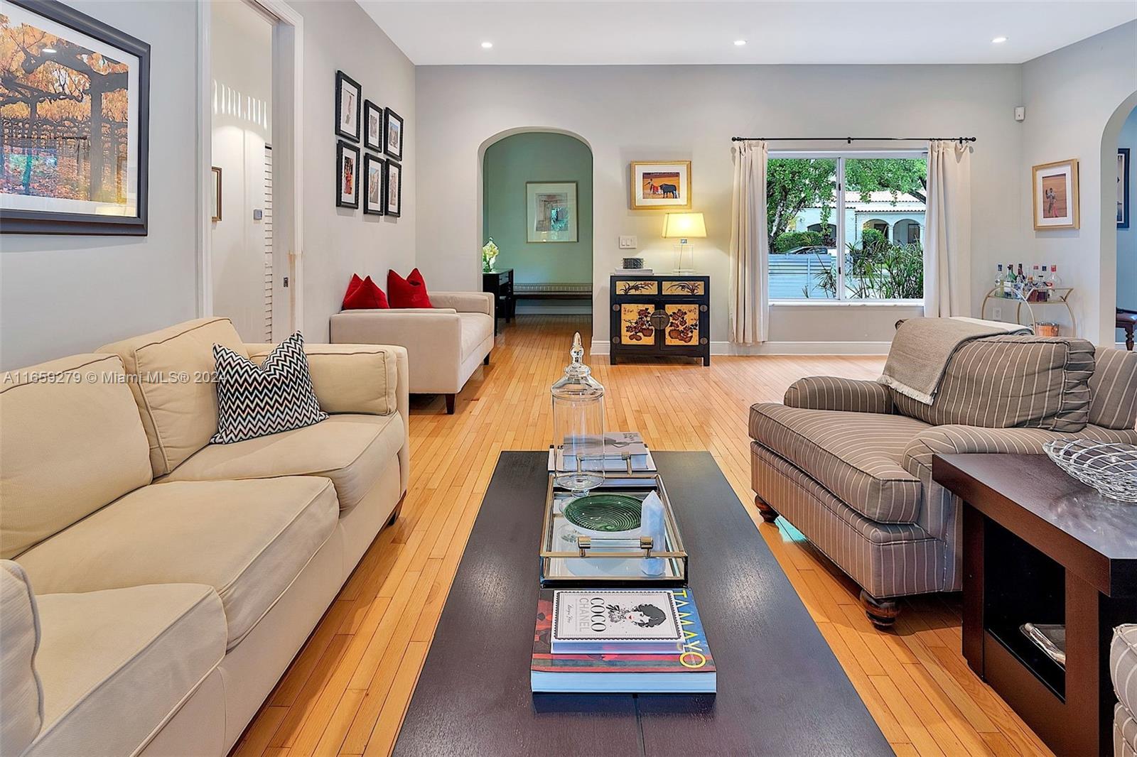 CORAL GABLES GRANADA SEC - Residential