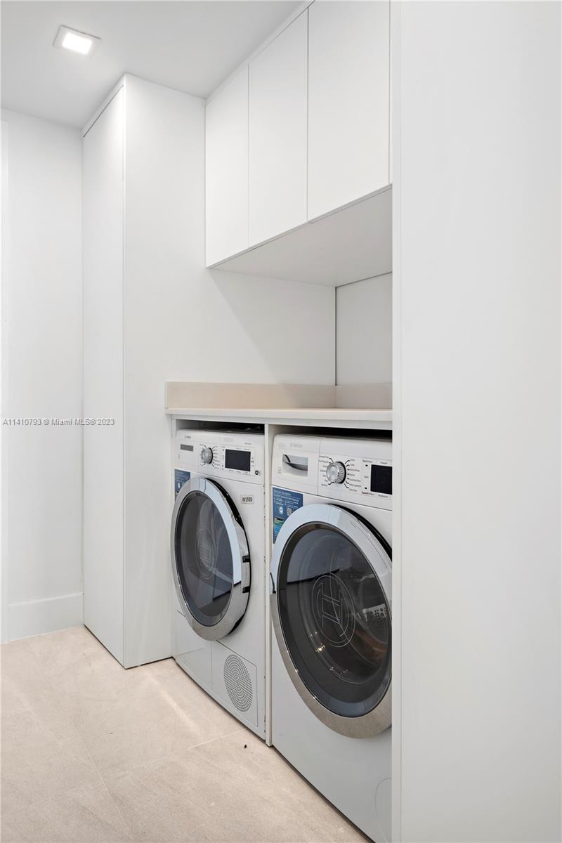 CASA DEL MAR CONDO - Residential