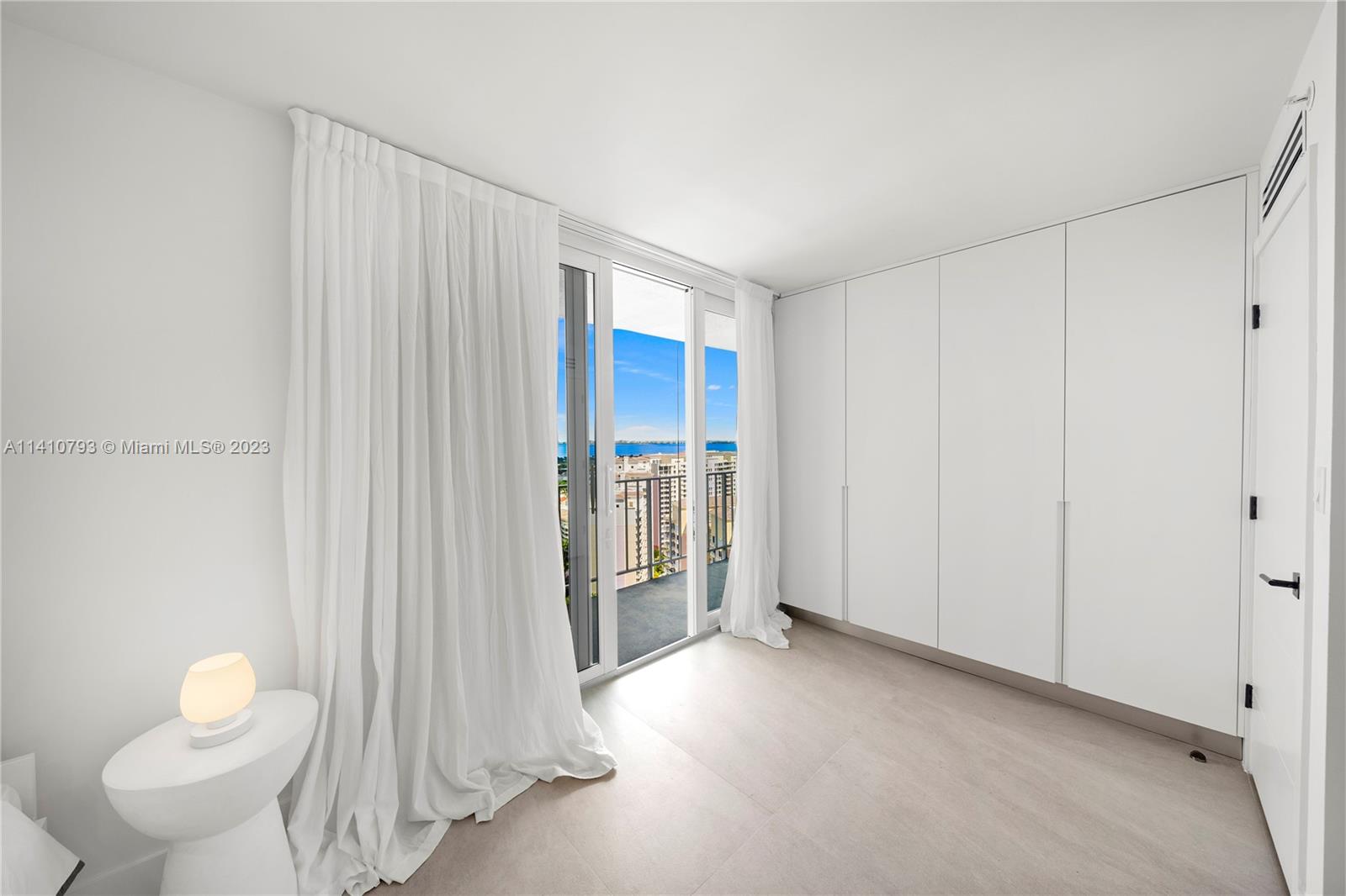 CASA DEL MAR CONDO - Residential