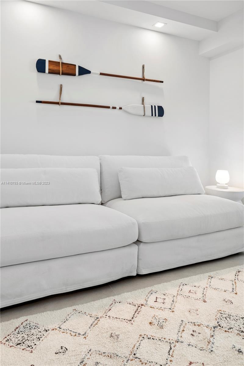 CASA DEL MAR CONDO - Residential