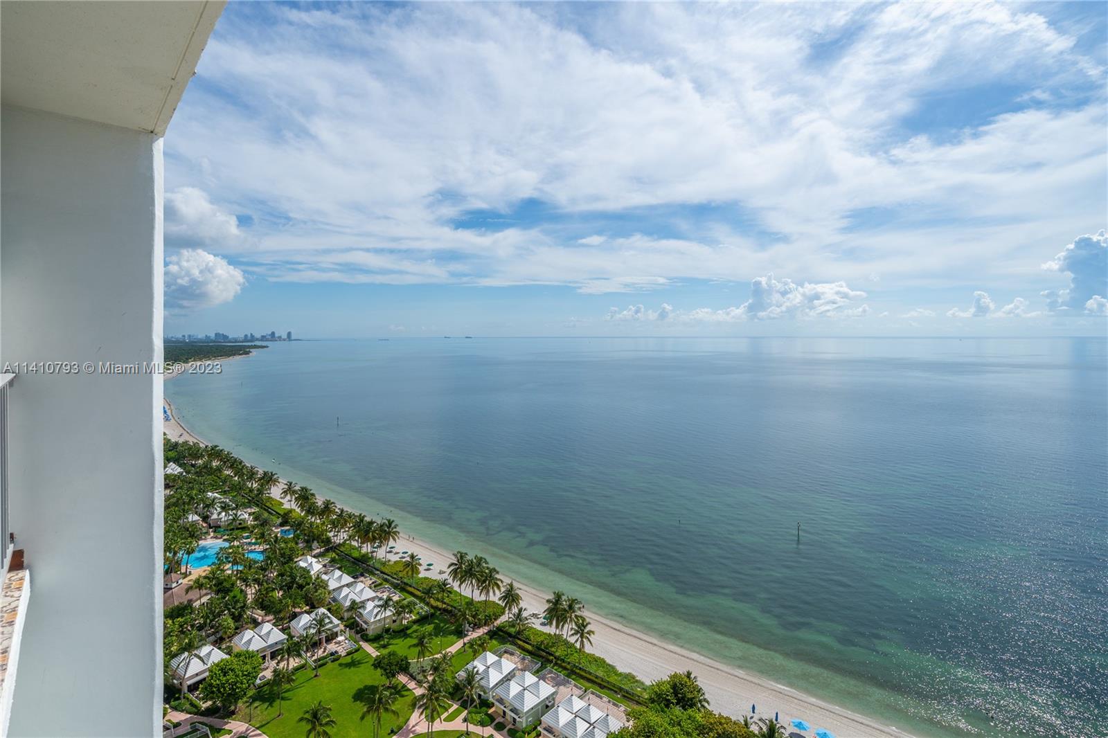 CASA DEL MAR CONDO - Residential