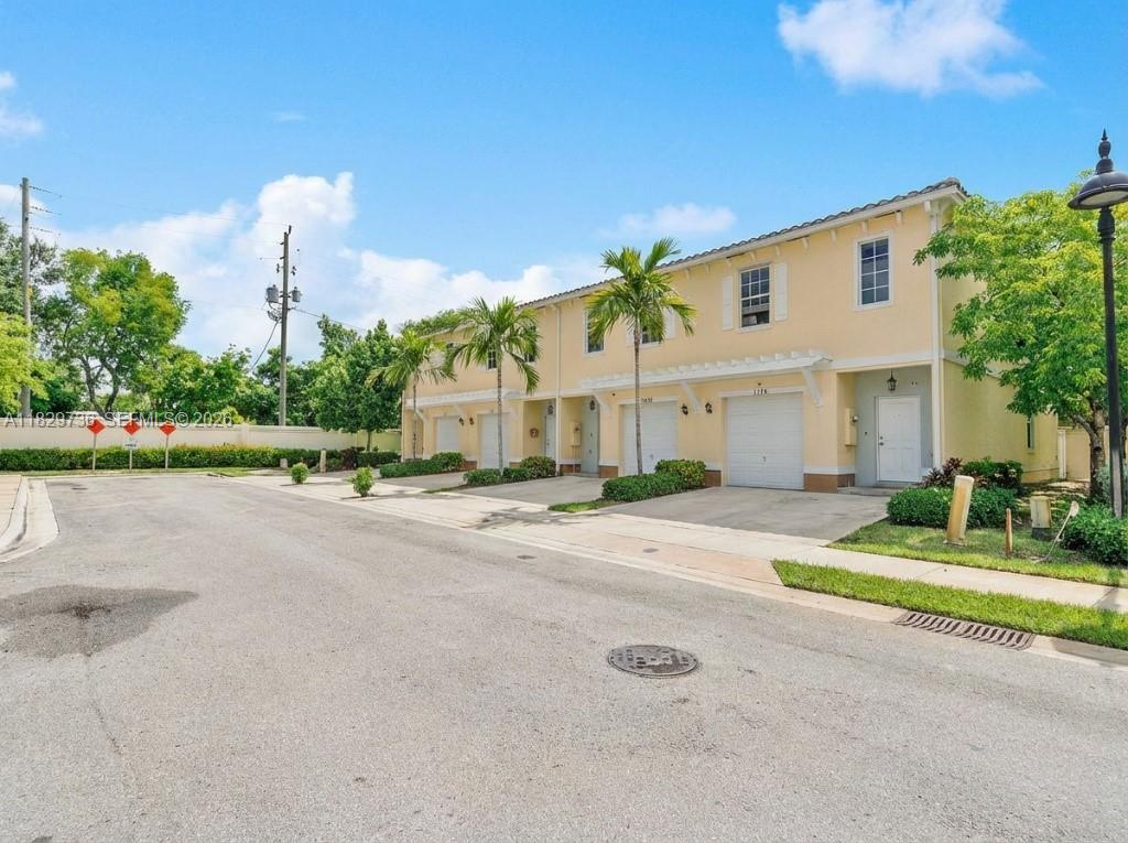 CRICKET CLUB - Residential