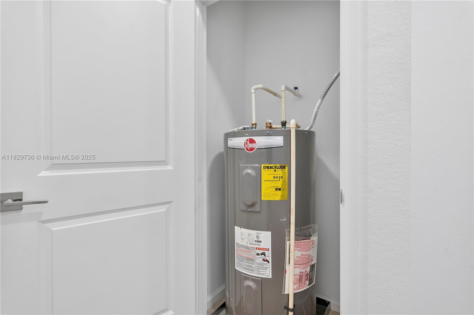 CRICKET CLUB - Residential