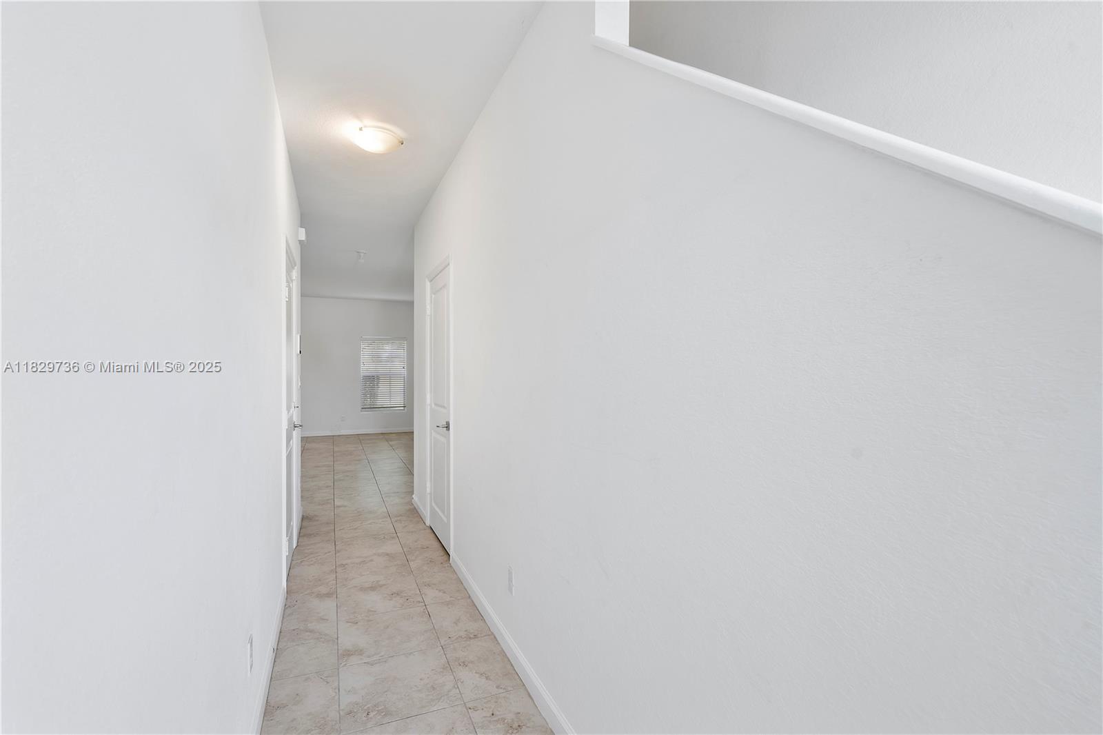 1128 NW 40th Ter