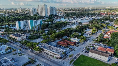 1752 NW 15th St Miami FL 33125